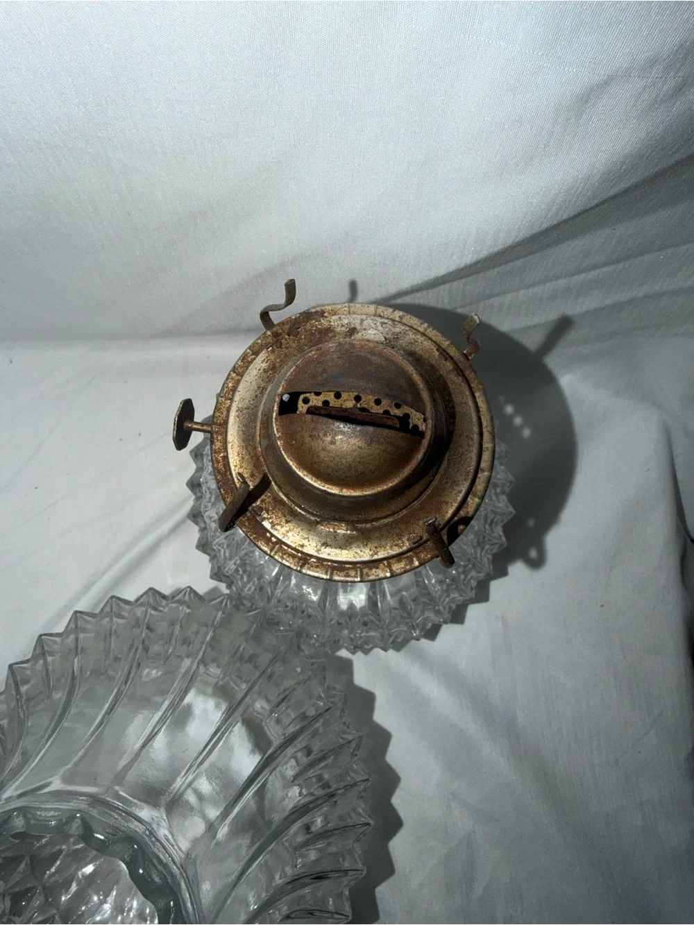 classic clear glass oil lamp